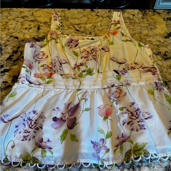 Floral Sleeveless Top - Picture 1 of 5